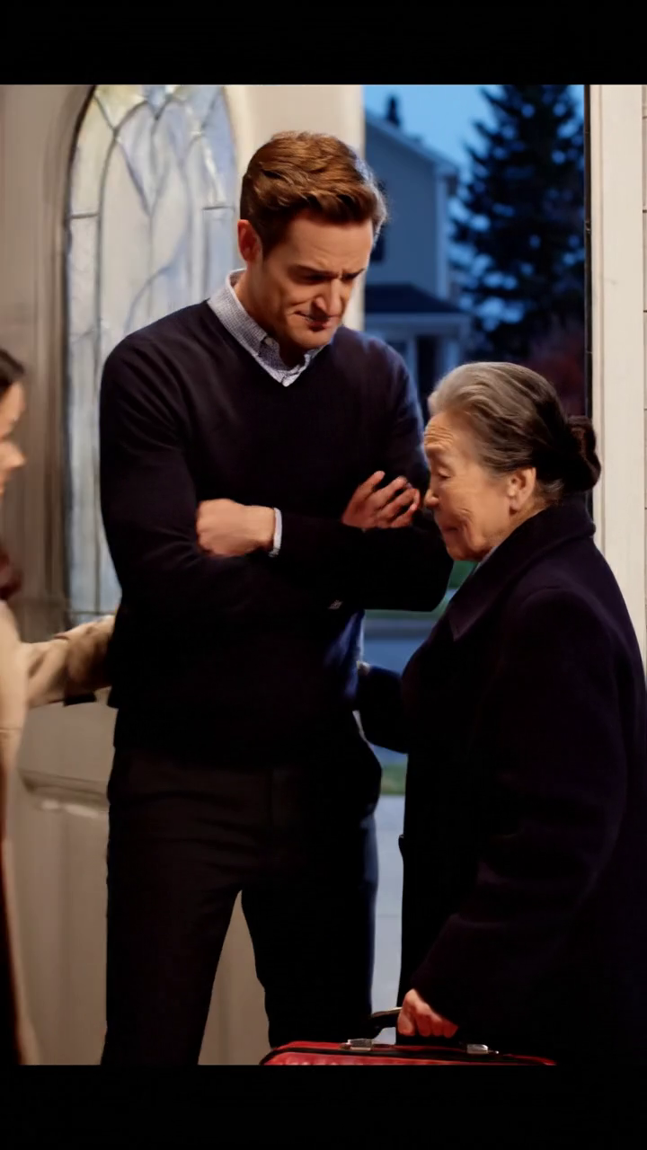 Quand Hannah Park's mère est arrivée après un vol de 16 heures de Séoul, Christopher a bloqué la porte d'entrée et a dit,