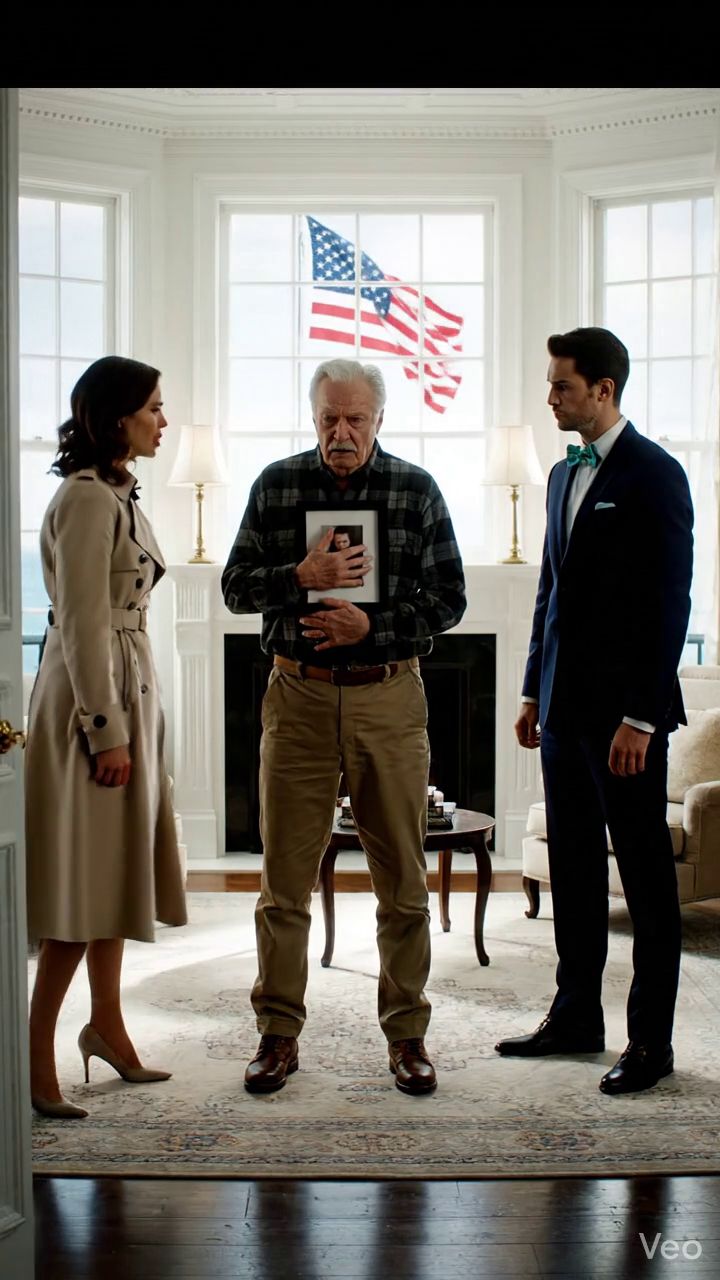 Vous avez 12 heures pour sortir, ma fille a dit dans la maison que j'ai construite de mes propres mains, et avant même que j'étais dehors, elle préparait déjà son mari compagnie gala. J'ai dit presque rien, pris la photo de ma défunte femme, et au lever du soleil à Rehoboth Beach, son mari regardait encore la serrure tandis qu'un autre homme était accueilli à l'intérieur.