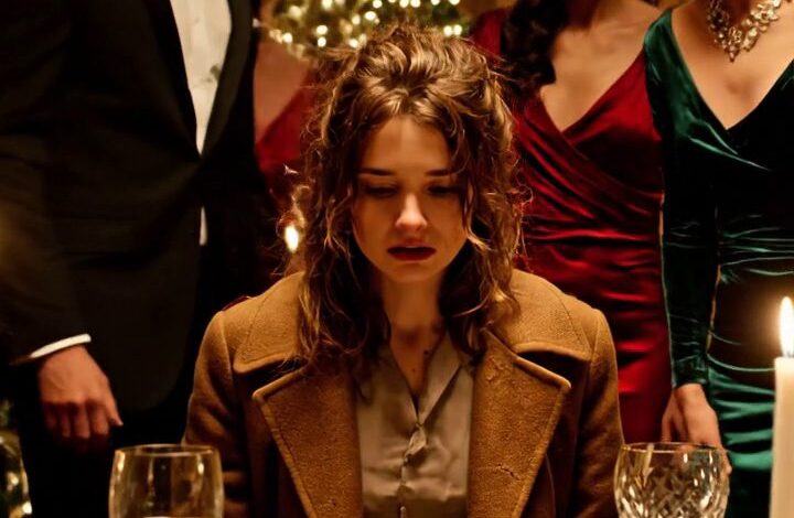 Au dîner de Noël, ma grand-mère Billionnaire m’a demandé pourquoi je vivais encore dans la maison qu’elle m’a achetée. J’ai dit que je ne vivais pas dans aucune maison, et mes parents sont allés encore avant qu’elle ne devienne. Le don était mort. Nouvelles