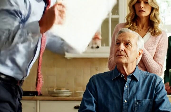 Mon beau-fils a dit à un promoteur que ma ferme du Tennessee était déjà à vendre. Puis il est entré dans ma cuisine avec ses parents, un dossier brillant, et ma fille silence, alors j'ai fait un appel téléphonique, et j'ai regardé sa confiance s'échapper de son visage. Pleins feux8