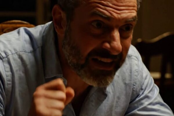 Mes parents m’ont coupé de leur budget pour économiser 225 $, puis m’ont invité pour dîner sans savoir que j’avais gardé l’unique reçu qui contrôlait la salle Nouvelles